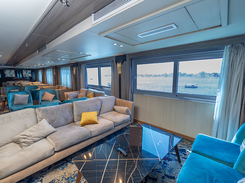 The Golden Boat – Lounge mit Nilblick