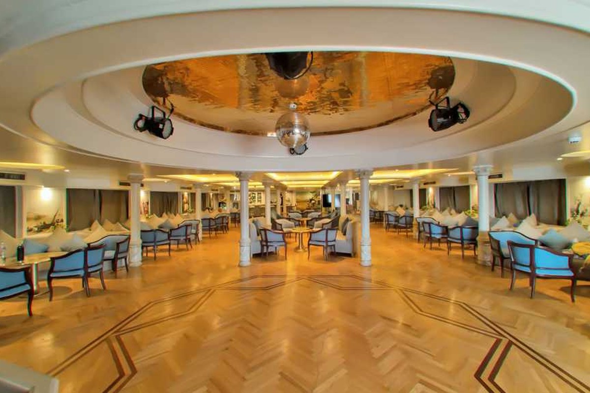 M/S Queen of Sheba – Restaurant